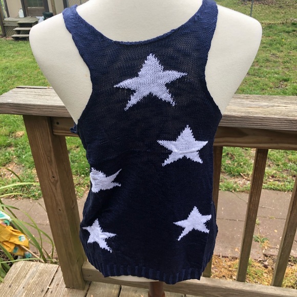 Star print tank top last one size small - Picture 9 of 10
